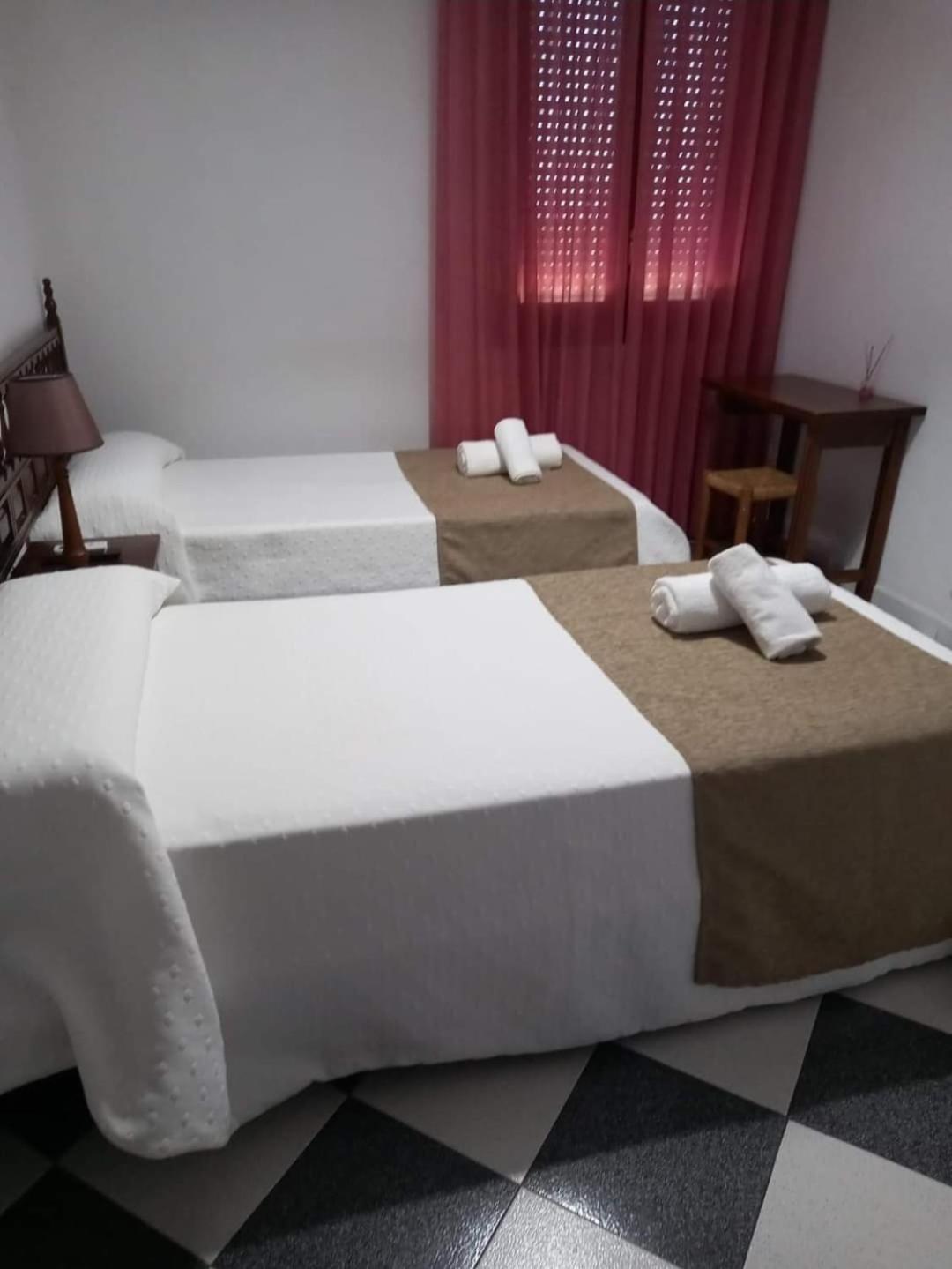 Hostal El Fogon De Felisa Herrera del Duque Exterior foto